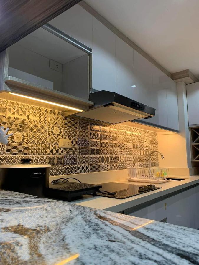 Club Ultima Residences Unit 1712 Cebu Екстер'єр фото